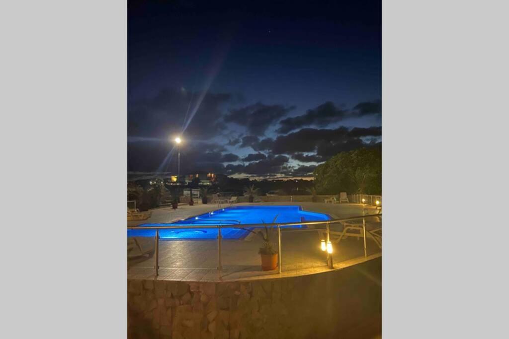 Seaview Dreamy Apartment With A Pool And Garden 辛尼莫雷特 外观 照片