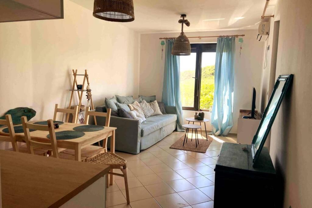 Seaview Dreamy Apartment With A Pool And Garden 辛尼莫雷特 外观 照片